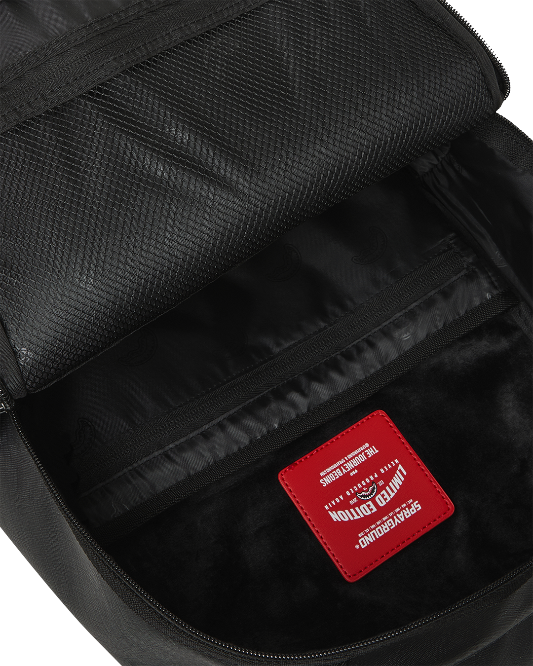 SPRAYGROUND® BACKPACK THE GOLDEN FANG SHARK BACKPACK