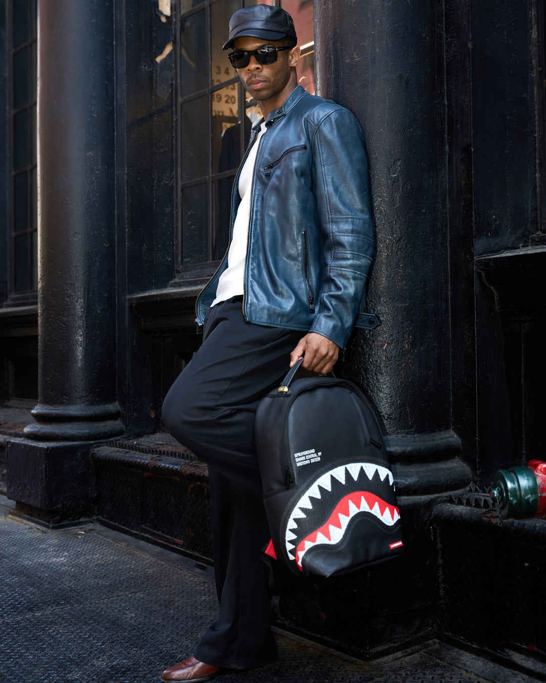 SPRAYGROUND® BACKPACK SHARK CENTRAL - THREAD COUNT BACKPACK